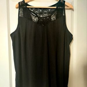 Livi Black lace work out tank